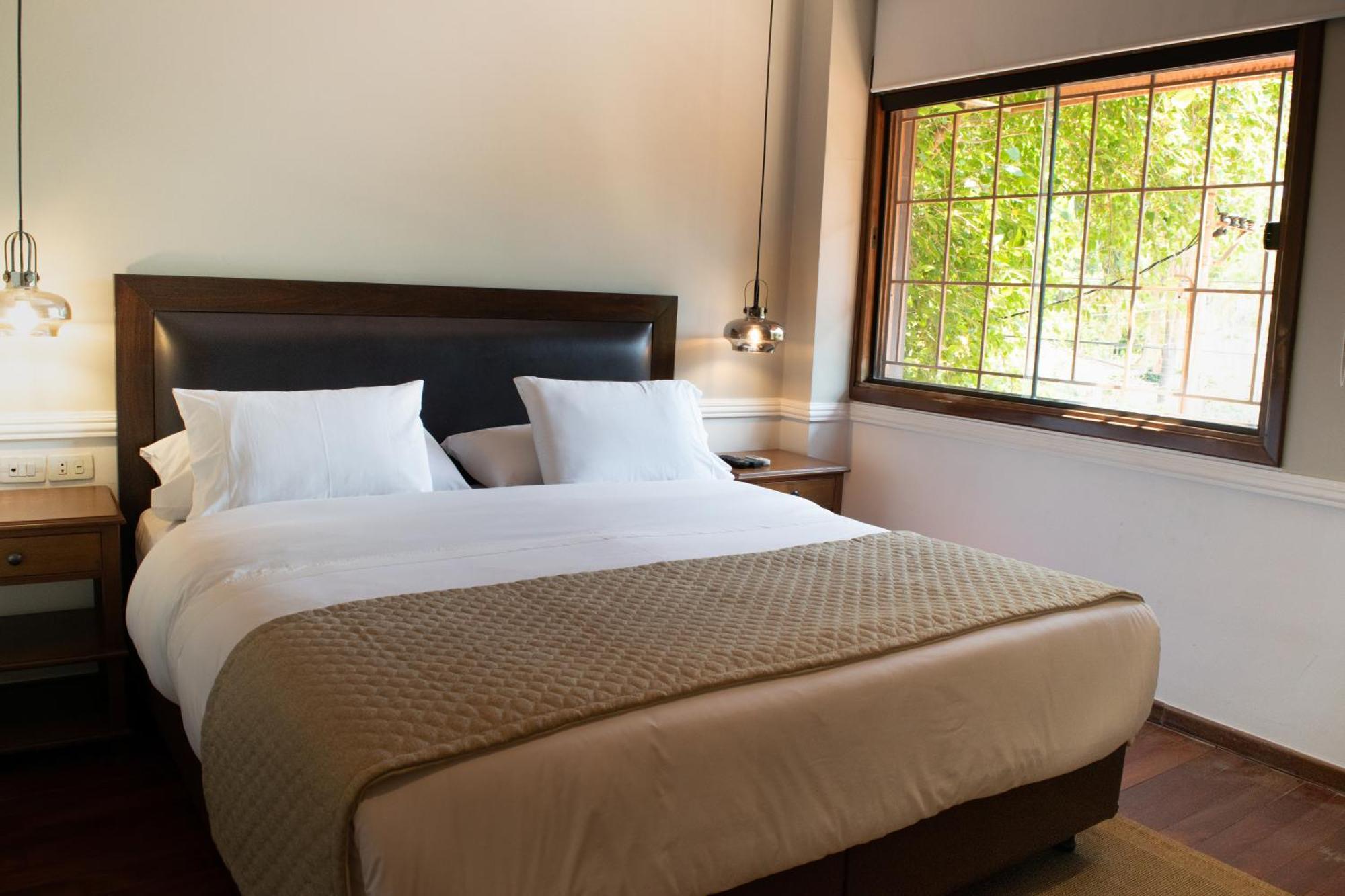 Las Lomas Casa Hotel Asuncion Extérieur photo