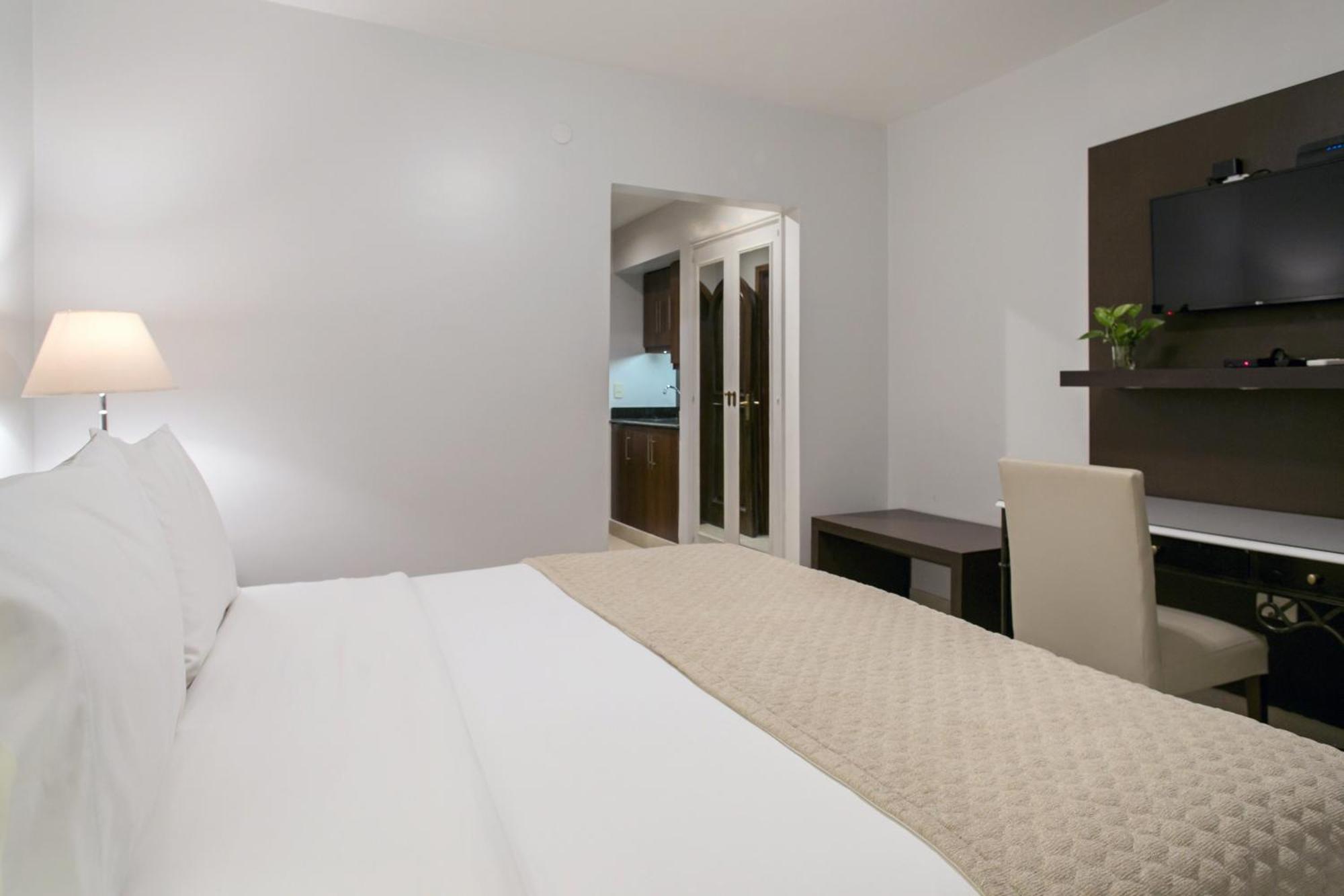 Las Lomas Casa Hotel Asuncion Extérieur photo