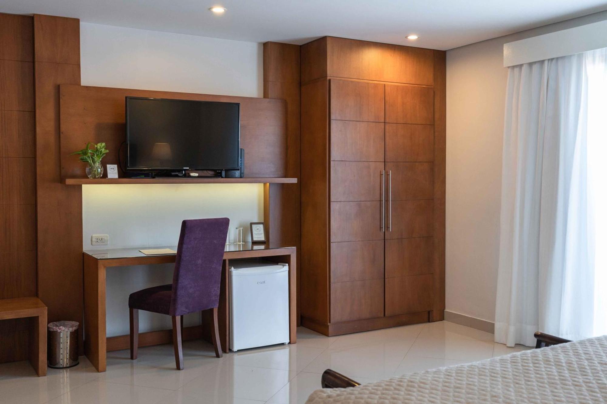 Las Lomas Casa Hotel Asuncion Extérieur photo